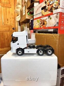 124 Scale Dragon Motor H7 White Day Cab Truck Tractor Diecast Model Car