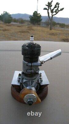 1938 OHLSSON & RICE GOLD SEAL. 56 SPARK IGNITION MODEL AIRPLANE ENGINE with ORWICK