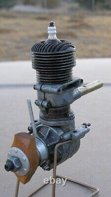 1938 OHLSSON & RICE GOLD SEAL. 56 SPARK IGNITION MODEL AIRPLANE ENGINE with ORWICK