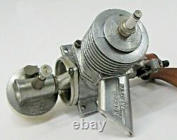 1940's Victor ROCKET MODEL spark ignition Airplane Engine gas motor withprop MINT