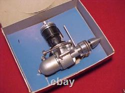 1940's Vivell Motors Super 35 Model Airplane Engine Last One New Old Stock
