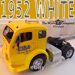 1952 White Motor 3020T Cab Over Engine COE Car Carrier Diecast Model Scale 124