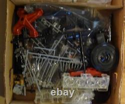 1977 Revell Visible V8 Operating Engine Paintless Model Kit