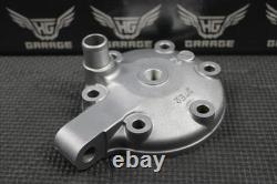 1998 Suzuki Rm250 Model W Oem Engine Motor Cylinder Head Dome 11111-37e22 Nice