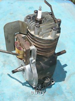 50's David Bradley Briggs & Stratton Engine Motor Long Block # 106030 OEM NLA