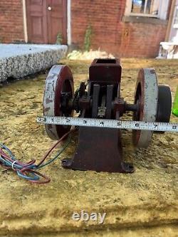 Antique Vintage Hit Miss Engine Model 1950-60s Working Gas Engine New Holland