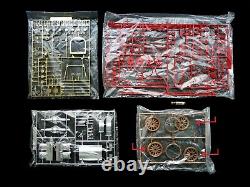 Bandai 1/16 Dennis Motor Fire-Engine 1914 Classic Car Series (1 Part Damaged!)