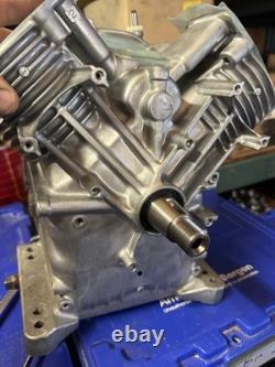 Briggs & Stratton Gas Engine Short block MODEL 30 HORZ 494056 New Motor In Box