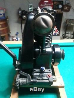 Briggs and Stratton Model FH Engine Motor Antique Original Hit Miss Gas Show