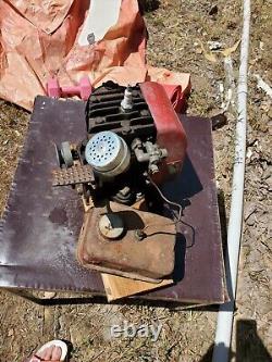 Briggs stratton engine model WMB motor vintage