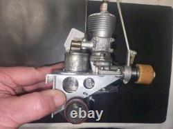 Dennymite. 57 Airstream Deluxe Engine, Vintage Model Engine 1935