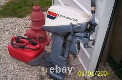 Evinrude 15 H. P. Outboard Boat Motor Engine Model #15404S RUNS GREAT! WithGAS TANK