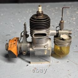 Junior Motors 60E52 Model Airplane Engine Brown E. 299 1940