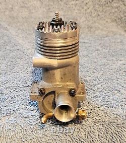 K&B Torpedo. 15R Series 61 Model Airplane Motor