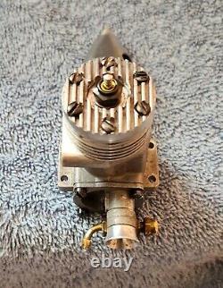 K&B Torpedo. 15R Series 61 Model Airplane Motor