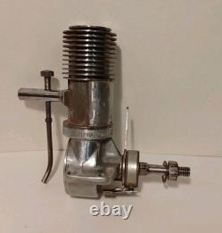 Lot Of 2 Vintage Brown Junior Motor D Model Plane Engine Control Line