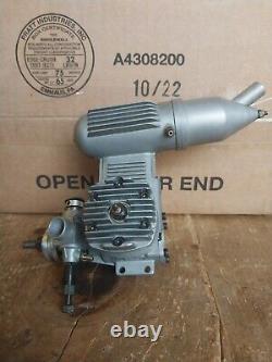 Magnum XLS 46 Model 2 Stroke R/C Airplane Engine Plane Motor With Exhaust Clean