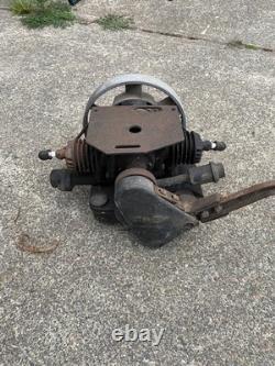 Maytag Model 72 Engine Twin Cylinder Washing Machine Motor Spins Original Decals