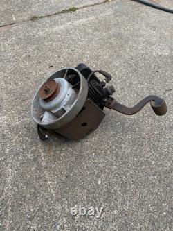 Maytag Model 72 Engine Twin Cylinder Washing Machine Motor Spins Original Decals