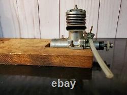 McCoy. 36 Airplane Engine with Tank Motor R/C Model Radio Control