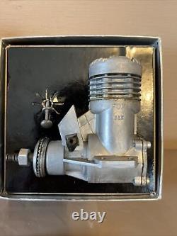 New Vintage Fox 36X Model Airplane Engine. 36 Glow Motor CL Box & Manual