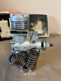 New Vintage Fox 36X Model Airplane Engine. 36 Glow Motor CL Box & Manual