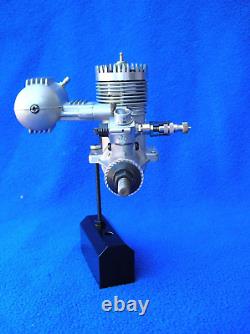 O. S. Max 40FP RC Model Airplane Engine or Motor With Muffler