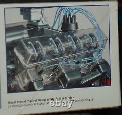 REVELL GIANT SIZE 1/6 SCALE V-8 ENGINE/MOTOR PLASTIC MODEL KIT w MOVING PARTS