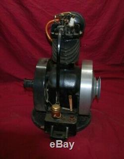 Rare Early! Briggs & Stratton Model FB-4019 Engine Gas Engine Motor