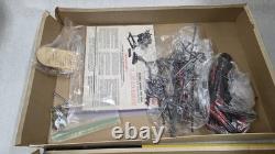 Revell 1961 Chrysler Slant Six Motorized Engine 1/4 Scale Model Kit Incomplete