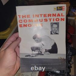 Revell Slant Six Motorized Engine 1/4 Scale Model Kit H-1553 1961 Chrysler