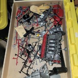 Revell Slant Six Motorized Engine 1/4 Scale Model Kit H-1553 1961 Chrysler