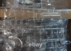 Revell Visible V8 Engine Plastic Model Kit 1/4 Scale Factory 8883