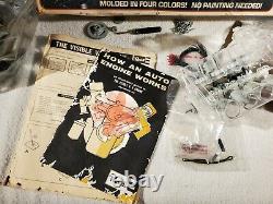 Revell Visible V8 Model Car Motor Engine Kit Motorized 1/4 scale H-902 Vtg 1977