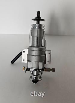 Saito FA-40 4-Stroke R/C Model Airplane Engine Nitro Motor Vintage