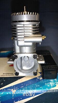 Super Tigre C. 35 Perry R/C Plane Engine Model Airplane Motor- Vintage NOS