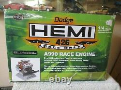 TESTORS 1/4 Scale Model Motor Kit Dodge HEMI 426 A990 Race Engine
