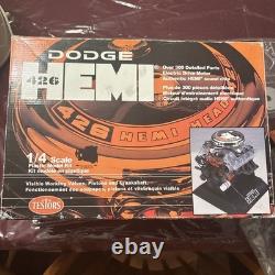 Testors Dodge 426 Hemi V-8 High Performance Engine Model 1/4 Scale New Open Box