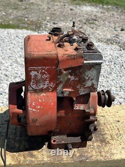 VINTAGE BRIGGS & STRATTON 2.5 HP MODEL 80102 ENGINE MOTOR (zz)