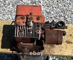 VINTAGE BRIGGS & STRATTON 2.5 HP MODEL 80102 ENGINE MOTOR (zz)