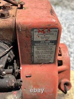 VINTAGE BRIGGS & STRATTON 2.5 HP MODEL 80102 ENGINE MOTOR (zz)