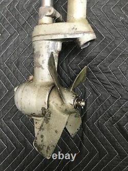 VTG BRITISH SEAGULL Model 40 Plus Featherweight OUTBOARD MOTOR Engine