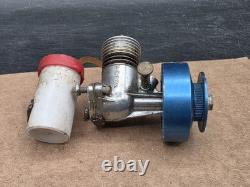 Vintage Atwood 051.051 Model Plane Engine Motor Control Line Airplane