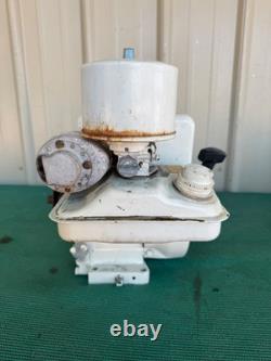 Vintage Briggs & Stratton 2hp Gas Engine Go Kart Motor Model 60102 White