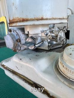 Vintage Briggs & Stratton 2hp Gas Engine Go Kart Motor Model 60102 White