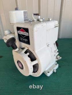 Vintage Briggs & Stratton 2hp Gas Engine Go Kart Motor Model 60102 White