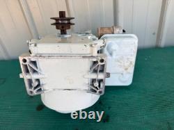 Vintage Briggs & Stratton 2hp Gas Engine Go Kart Motor Model 60102 White