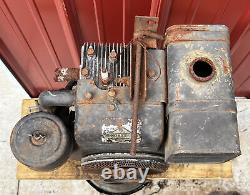 Vintage Briggs & Stratton 6 HP Motor Model 142301 with TANK for parts (zz)