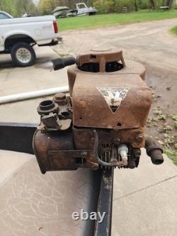 Vintage Briggs & Stratton Small Engine Motor Model V Parts / Repair Locked Up