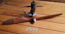 Vintage Brown Jr. Motors Radio Contol Model Airplane Engine with Propeller 2D797